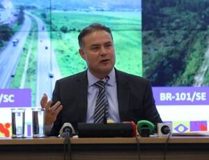 Ministro dos Transportes anuncia investimento de R$ 1,7 bilhão em obras 