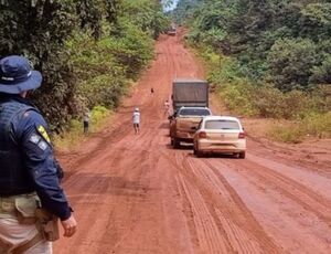 Limitado tráfego de veículos de cargas e de passageiros nas estradas federais do Amapá