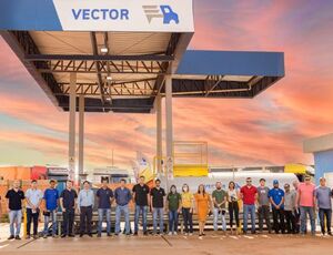 Vector inaugura primeiro ponto de abastecimento para caminhoneiros