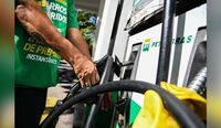 Petrobras reduz preços de gasolina e diesel vendidos a distribuidoras
