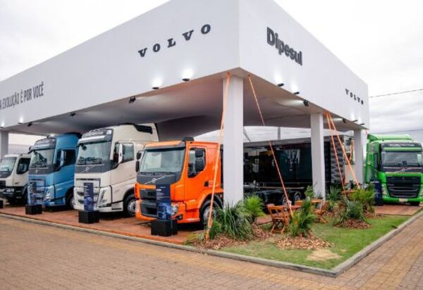Volvo apresenta seus novos caminhões Euro 6 na Expodireto