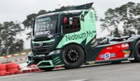 Primeiro caminhão de corrida híbrido elétrico do mundo estreia na Copa Truck 2023