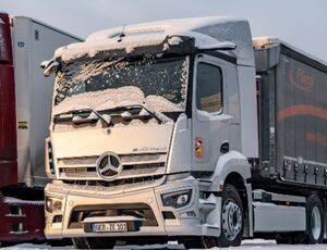 eActros 300 da Mercedes-Benz realiza testes em rota do círculo Ártico para Stuttgart