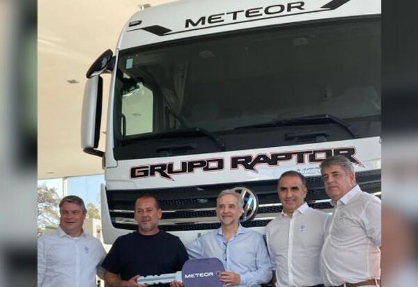  VW Caminhões inicia exportações do extrapesado Meteor