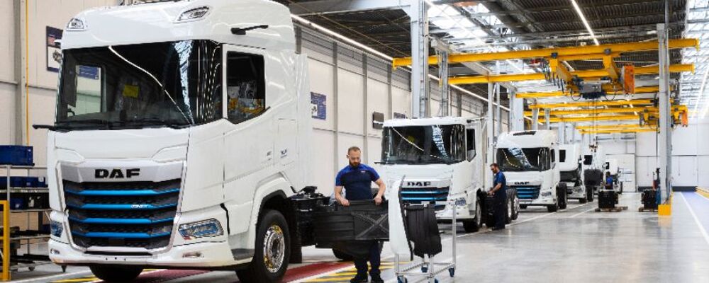 DAF inaugura fábrica de montagem de caminhões elétricos na Holanda