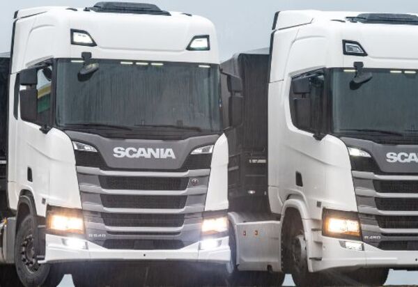 Scania comemora 66 anos de Brasil e fãs da marca ganham presente