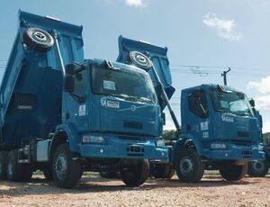 Construtora CFA renova frota com caminhões Volvo VMX MAX Euro 6