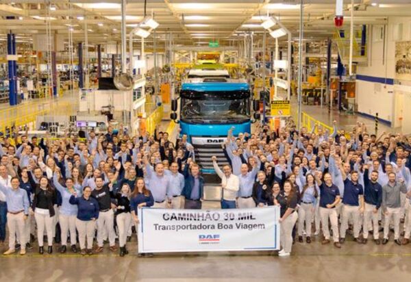 Com 30 mil caminhões produzidos, DAF avança 18,2% em vendas no primeiro semestre do ano