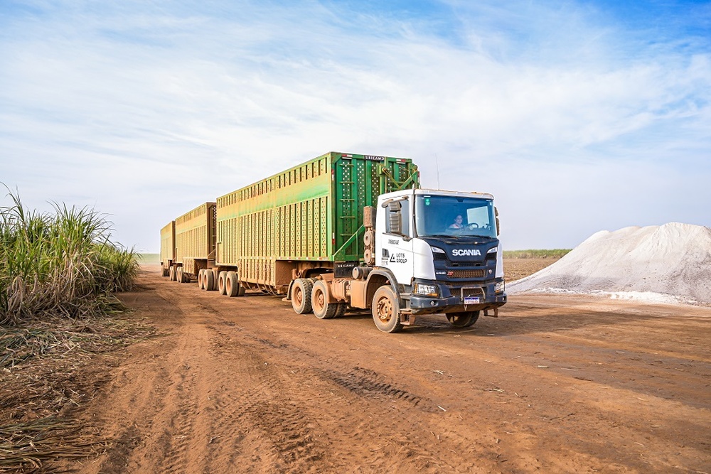 LOTS Group, do grupo Scania, começa a atuar no transporte de cana-de-açúcar em Goiás
