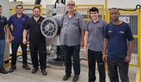 Pneu Forte recebe quatro equipamentos da Vipal Máquinas 