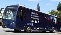 Mercedes-Benz cede ônibus à Cruz Vermelha Brasileira para ser usada como Unidade Móvel de Saúde da Mulher