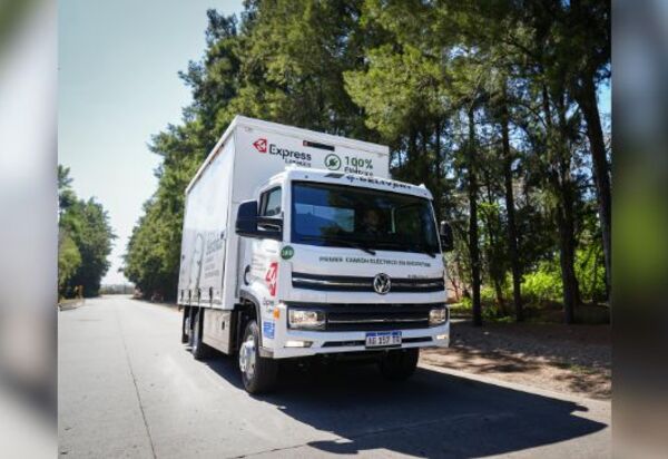 Volkswagen Caminhões e Ônibus entrega o primeiro caminhão elétrico da Argentina para Cervecería y Ma