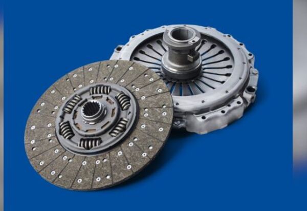 ZF Aftermarket lança Conjuntos de Embreagens SACHS para veículos pesados