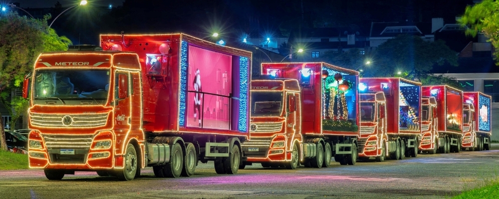 Caravana Iluminada da Coca-Cola 2023: Confira o roteiro e calendário de onde irão passar os caminhões Volkswagen