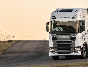 Scania vende 350 caminhões para a AMAGGI; primeiros veículos da marca movidos a biodiesel B100 estão no negócio