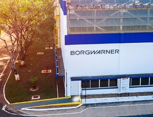 De olho no futuro e com desempenho recorde, BorgWarner anuncia ampliação da produção de sistema de gerenciamento da bateria no Brasil