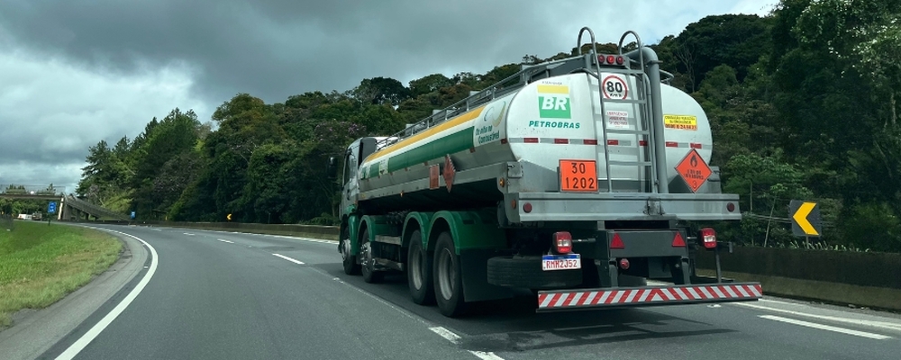 Vibra e Vivo anunciam parceria para oferecer vantagens a frentistas e motoristas de caminhões-tanques