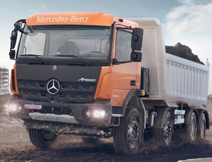 Mercedes-Benz Caminhões apresenta linha Atego 2024 com novo visual e modelos vocacionais