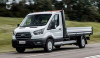 Ford Pro anuncia o início de vendas da van elétrica E-Transit no Brasil