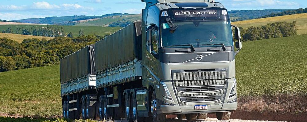Volvo lidera vendas de caminhões pesados Euro 6 no Brasil em 2023