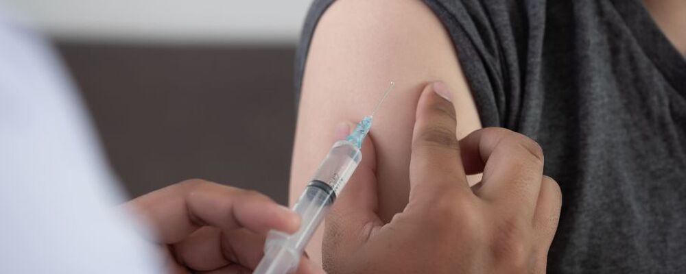 Vacinação contra gripe para caminhoneiros já em curso no estado de São Paulo