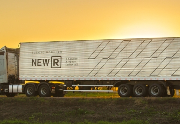Randon lança Furgão Modular New R uma tonelada mais leve