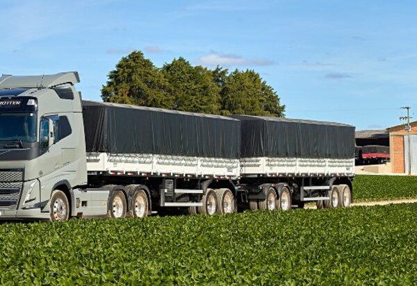 Volvo introduz versão do FH capaz de rodar com 100% de biodiesel