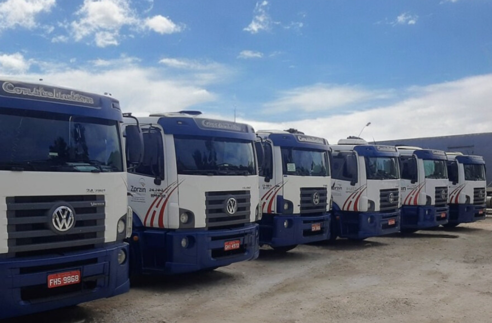 Saiba como é feito o transporte rodoviário de produtos químicos e perigosos