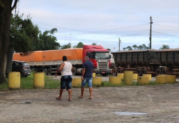 Comissão aprova concessão aposentadoria especial a caminhoneiros