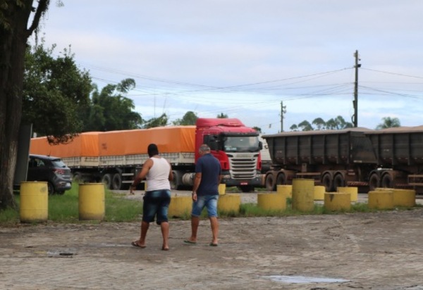 Pesquisa revela a realidade desafiadora dos caminhoneiros autônomos no Brasil