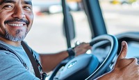 Dunlop celebra Dia Nacional do Caminhoneiro com dicas para os motoristas