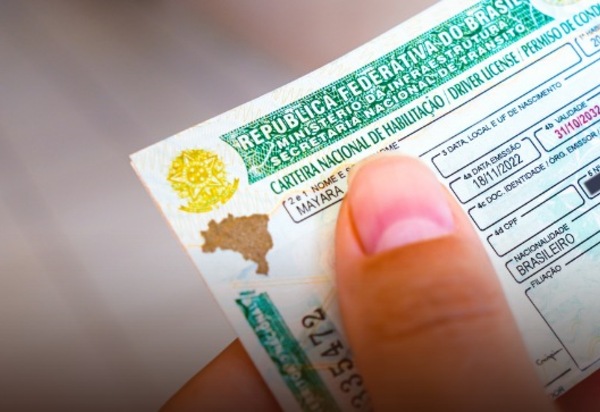 AND faz alerta para golpe com mensagens falsas sobre suspensão de CNH