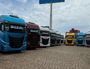 Buzin Transportes adquire 50 caminhões Iveco S-Way 540 6x4