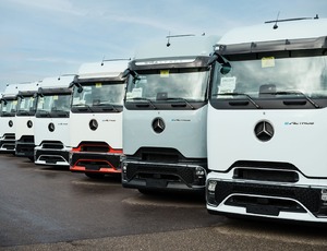 Mercedes-Benz entrega os primeiros caminhões elétricos eActros 600