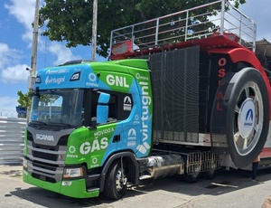 Trio elétrico foi movido por um Scania a gás natural no Carnaval de Salvador