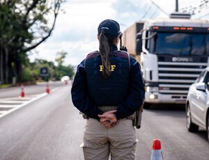 PRF inicia Operação Semana Santa 2025 nas rodovias federais do Paraná
