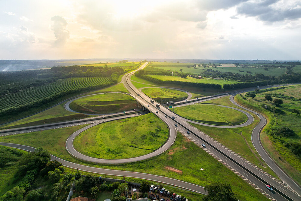 Rodovia Anhanguera completa 77 anos