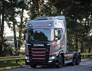 Scania lança a Super 500: série especial une potência, tradição e inovação