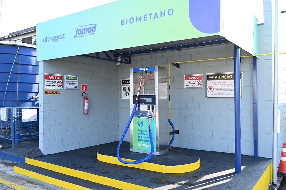 Jomed inaugura seu primeiro ponto interno de abastecimento de biometano