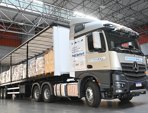 Mercedes-Benz e Be8 colocam biocombustível 100% à prova