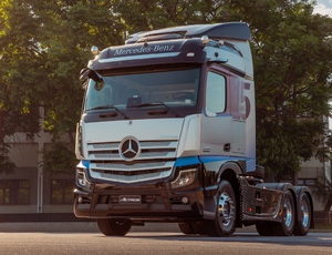 Mercedes-Benz lança Actros Evolution Série Especial 15 anos