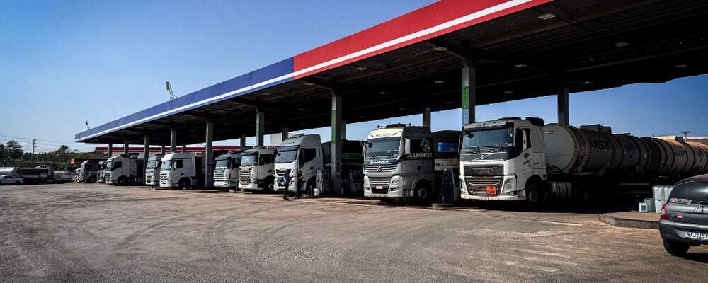 Diesel comum fica mais caro em outubro na comparação com setembro