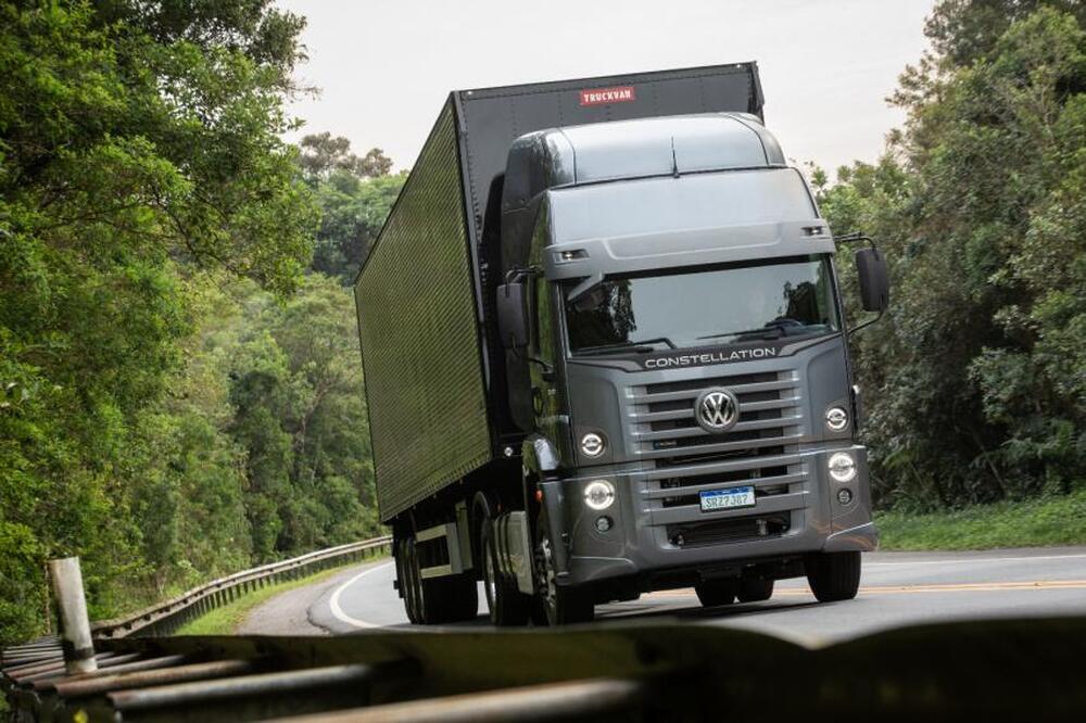 Mercado de caminhões mostra resiliência em 2025 e Move Brasil anima início de 2026