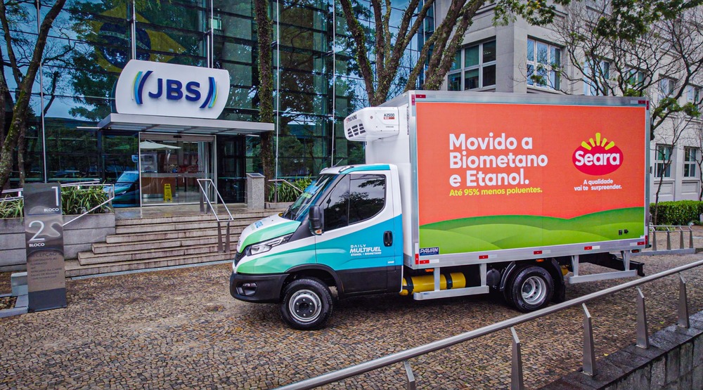 Seara e IVECO firmam parceria por transporte urbano de baixa emissão
