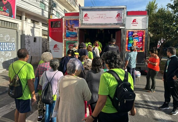 São Bernardo do Campo recebe carreta cultural com cinema gratuito