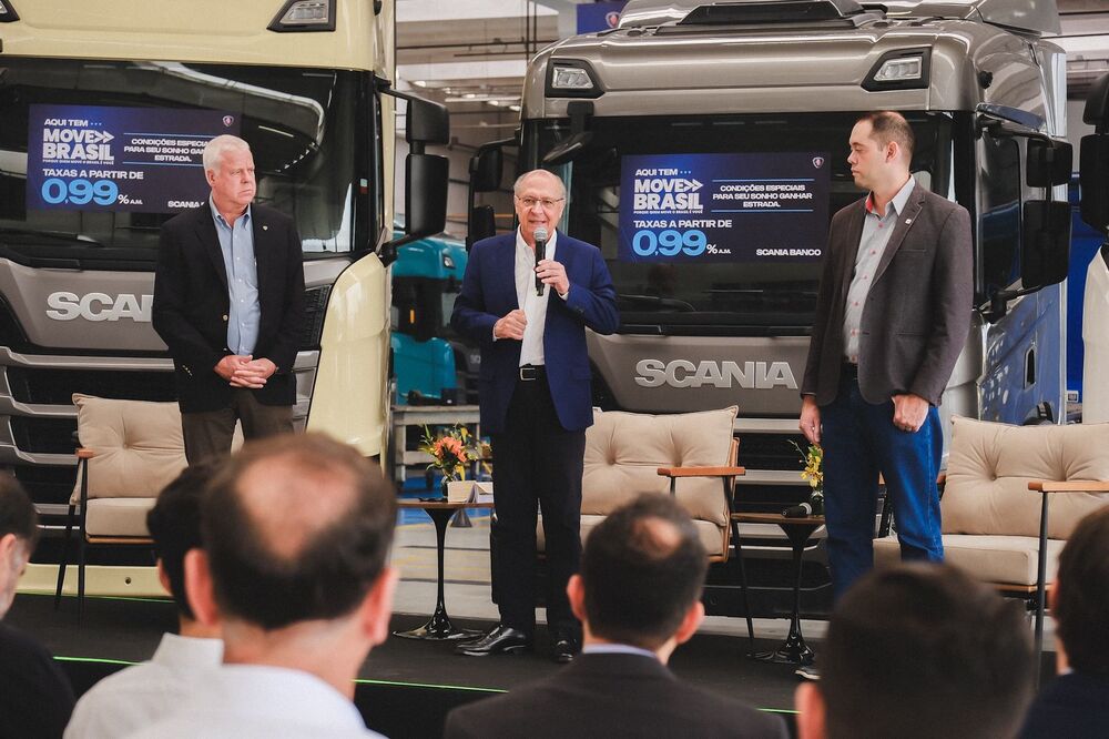 Alckmin destaca renovação da frota e impacto do Move Brasil em evento da Scania