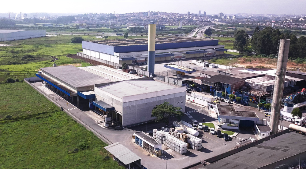 Usiquímica cresce 85% e amplia produção de Arla e lubrificantes para frotas e caminhoneiros