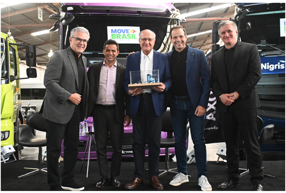 Mercedes-Benz e Alckmin reforçam programa de renovação da frota