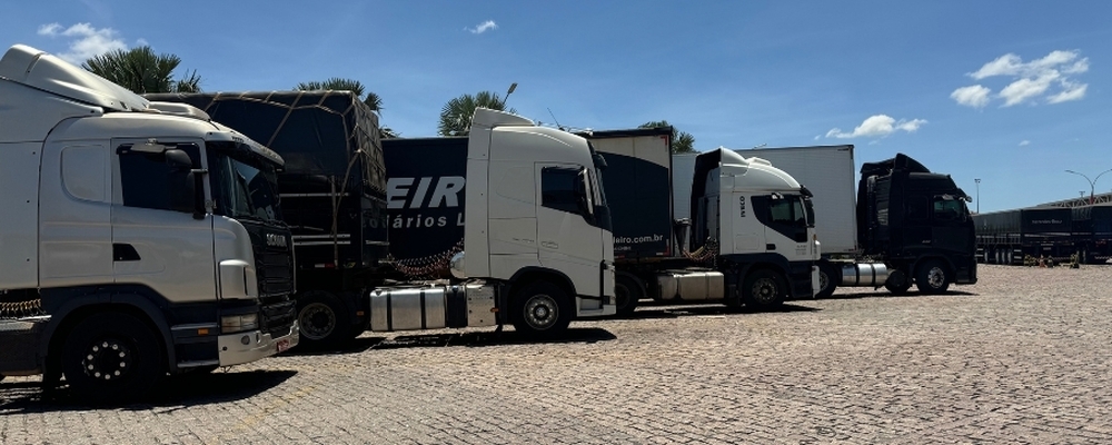 Greve dos caminhoneiros é suspensa após governo reagir e endurecer regras