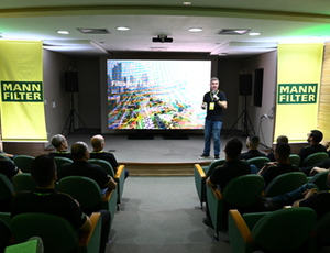 MANN + FILTER promove encontro com clientes e apresenta novidades